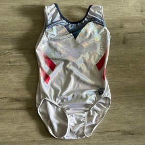GK LEOTARD SIZE AM ADULT MEDIUM worn only once